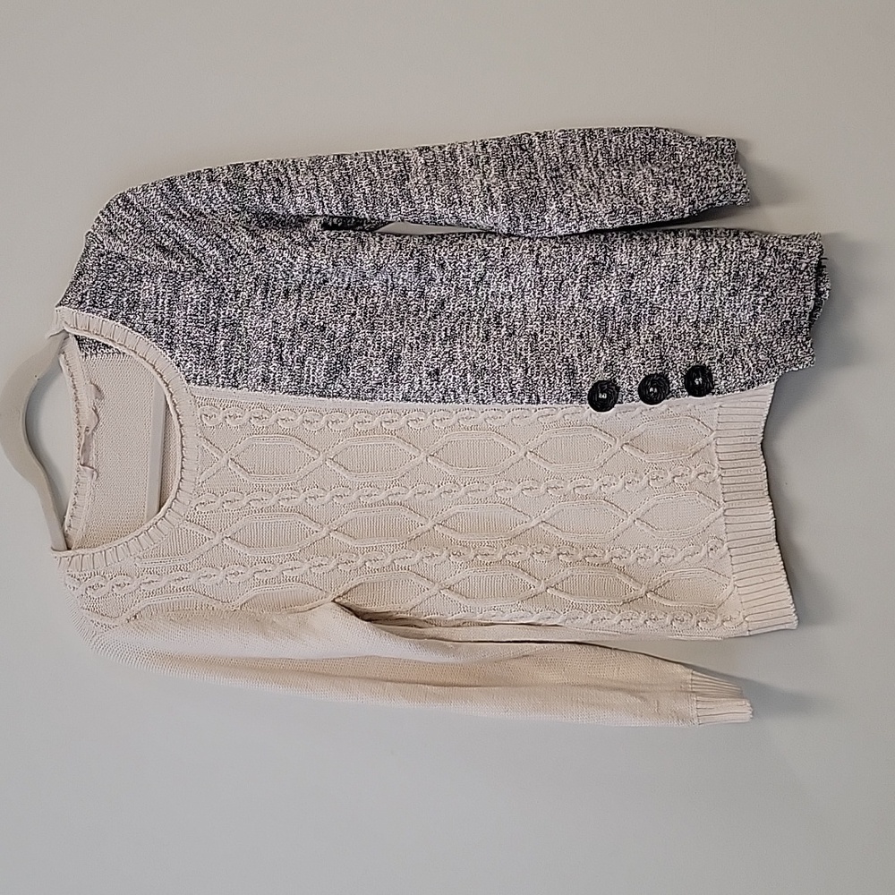 Soft Surroundings Ivory Grey Split Knit Sweater